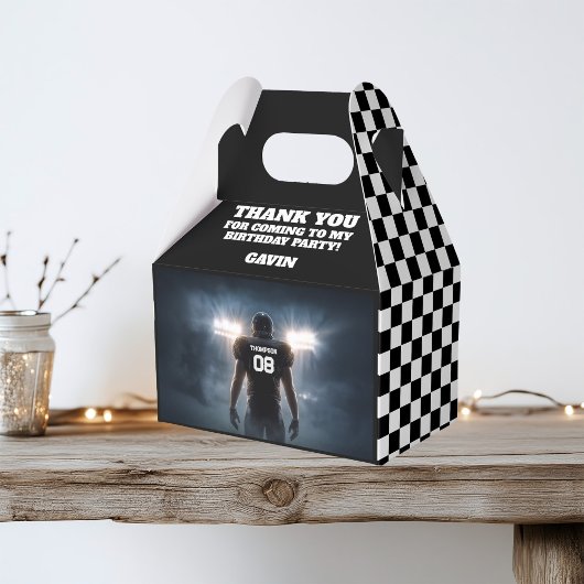 名前パーソナライズされた付きレトロサッカーパーティー フェイバーボックス
