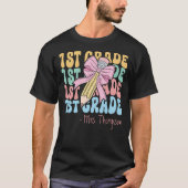 名前パーソナライズされた付き1年生先生カスタム Tシャツ (正面)