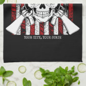 名前パーソナライズされた兵士スカルデュアルガン米国国旗 キッチンタオル (折り畳み)