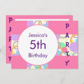 名前パーソナライズされた年齢ピンクかわいらし誕生日パーティー 招待状 (正面/裏面)