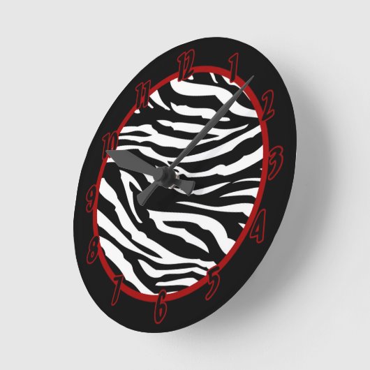名前パーソナライズされた時計白黒ゼブラ印刷 ラウンド壁時計 (傾斜)
