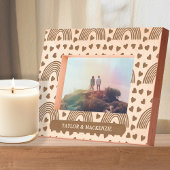 名前パーソナライズされた虹とハートパターン レーザー彫刻フレーム