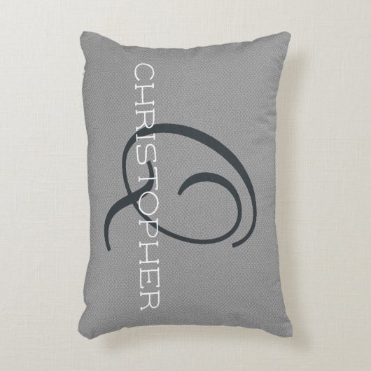 名前パーソナライズされたQイニシャル白黒グレー アクセントクッション (正面(垂直))