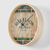 名前パーソナライズされたVineyard Wood Barrel 壁時計 (傾斜)