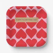 名前ファンシー付きロマンチックな赤とピンクのハートパターン ペーパープレート (正面)