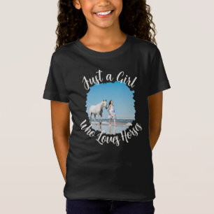 名前フォト気持ちは馬を愛する女の子 Tシャツ