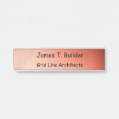 名前プレート – 金属背景のコーナーグリッド サインプレート (正面)