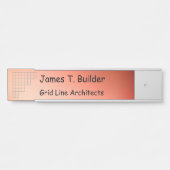 名前プレート – 金属背景のコーナーグリッド サインプレート (正面)