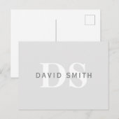 名前モダンとモノグラム |淡い灰色と濃い灰色 インビテーションポストカード (正面/裏面)