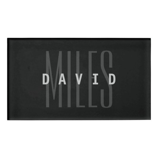 名前モダンと姓の重複 名札 (正面)