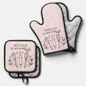 名前モダンパーソナライズされたピンク色ブラック文字 鍋つかみ&鍋敷きセット (正面/裏面)