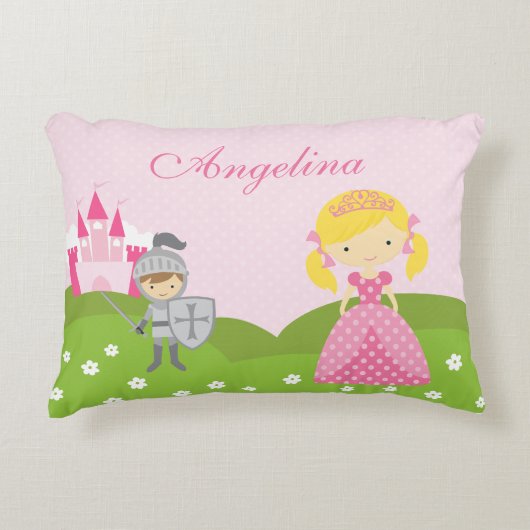 名前入りなプリンセスおよび騎士枕 アクセントクッション (正面)