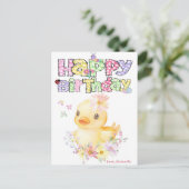 名前入りのピンクのゴムのあひるの1歳の誕生日カード ポストカード (スタンド正面)
