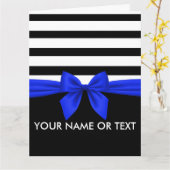 名前入りの ブラック＆ホワイトのストライプ柄 フェスティブ ブルー リボン カード (黄色い花)