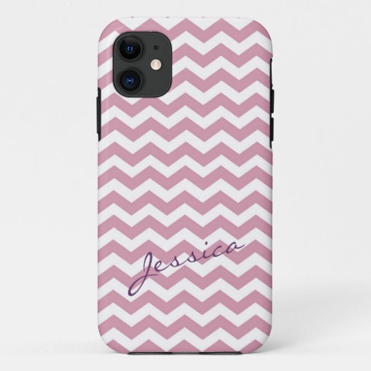 名前入りトレンディピンクのシェブロンのジグザグ Case-Mate iPhoneケース (裏面)