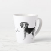 名前入りモノクロビーグル犬デザイン カフェラテマグ (右アングル)