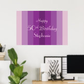 名前入り、50歳の誕生日を紫のストライプでお祝い ポスター (ホームオフィス)
