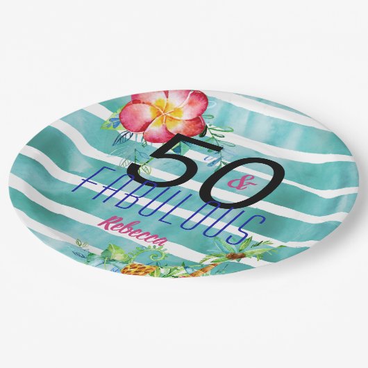 名前50およびすばらしい熱帯花柄の第50誕生日 ペーパープレート (アングル)