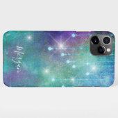 名前、紫とティール（緑がかった色）、照明と輝きをパーソナライズ iPhoneケース (裏面横)