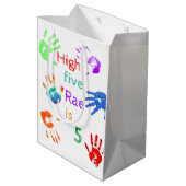 名絵を描前の誕生日をパーソナライズされた印刷 ミディアムペーパーバッグ (裏面アングル)