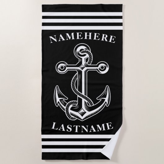 名航海のパーソナライズされた前ブラックいかり（ロープ付き） ビーチタオル (正面)