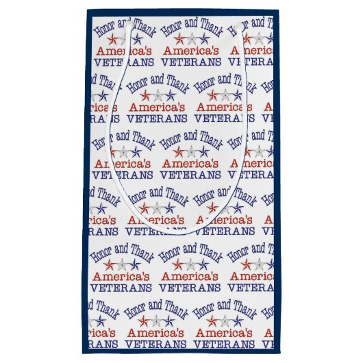 名誉とアメリ感謝していカの退役軍人抱き枕 スモールペーパーバッグ (正面)