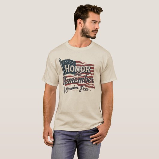 🇺🇸名誉と思い出す – はっきりしたメモリアルデー設計 Tシャツ (正面フル)
