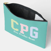 名門私立校風のイニシャルかわいいトレンディーティール(緑がかった色)3写真 アクセサリーポーチ (見開き)