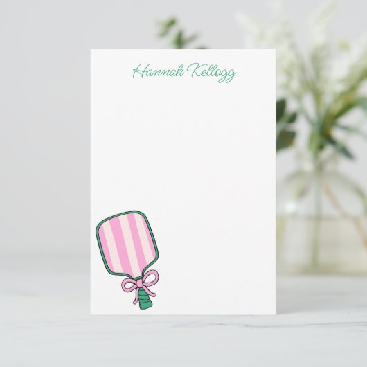 名門私立校風のピンクグリーン&イエローピックルパーソナライズされたボール サンキューカード (スタンド正面)