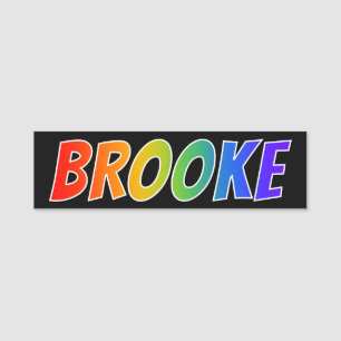 名"BROOKE": おもしろいの虹の着色 名札