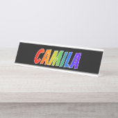 名"CAMILA": おもしろいの虹の着色 デスクネームプレート (正面)