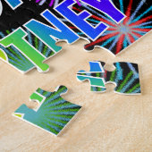 名「COURTNEY」、おもしろい「ハッピーバースデー」 ジグソーパズル (側面)