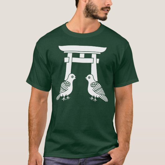 向かい合う鳩と鳥居Tシャツ Tシャツ (正面)