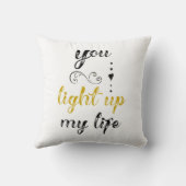 君かわいらしは僕の命を軽くする クッション (裏面)