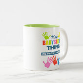 君には分からないベビーシッターだ ツートーンマグカップ (正面右)