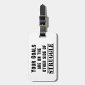 君のゴールは苦戦の一方だ ラゲッジタグ (正面縦)