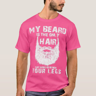 君の髭は二人の間の髪だけだ Tシャツ