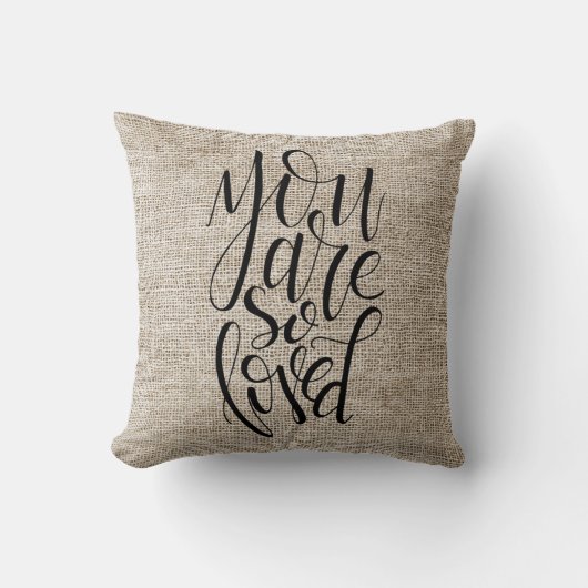 君はとても愛される装飾用クッション クッション (正面)