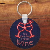 君は僕に酒が必要そうに見える キーホルダー (正面)