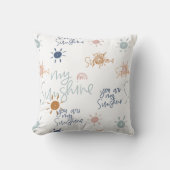 君は僕の照らす陽光で地色は元に戻せる クッション (正面)