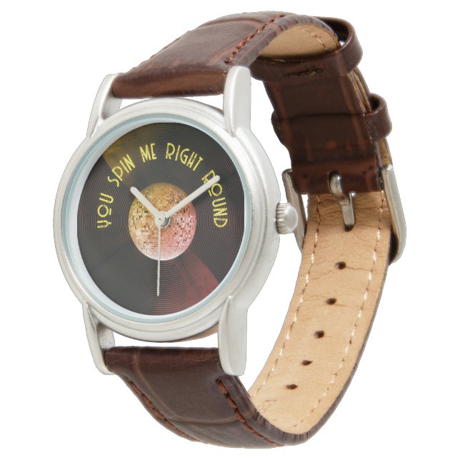 君は僕の言うことを正しく真似なさい 腕時計 (アングル)