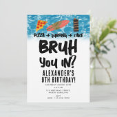 君は入った？ボーイ10代の若者誕生日ピザサーフィン 招待状 (スタンド正面)