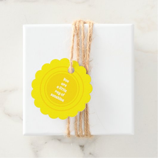 君は太陽の光の小さな黄色い太陽のカスタム フェイバータグ (インサイチュ)