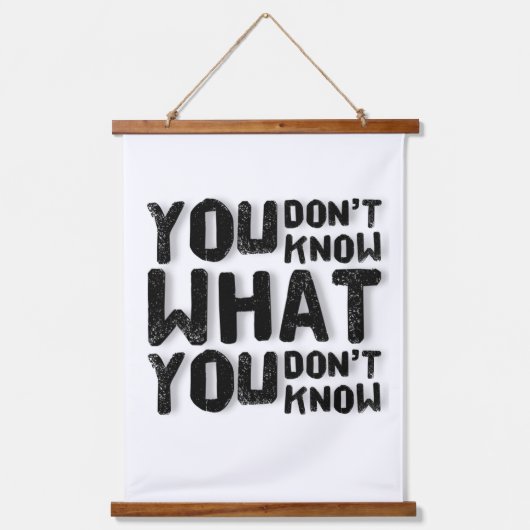 君は知らないことを知らぬ 吊り下げ型タペストリー (正面)