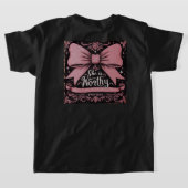 君は立派だ、諺だ、黒いTシャツの娘だ Tシャツ (レイダウン裏面)