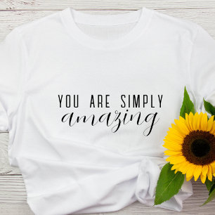 君は驚くばかりだ 前向き   やる気を起こさせる Tシャツ