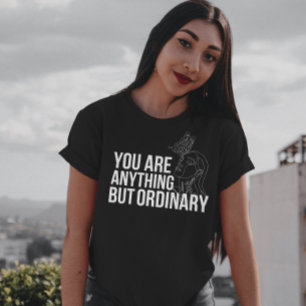 君を力にする女は決して平凡ではない Tシャツ