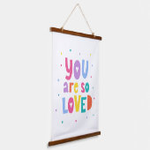 君カラフルはとても愛される 吊り下げ型タペストリー (傾斜あり)