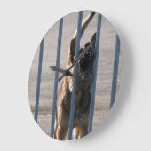 吠える犬 ラージ壁時計 (傾斜)