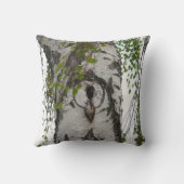 吠え声の樺の木 クッション (裏面)